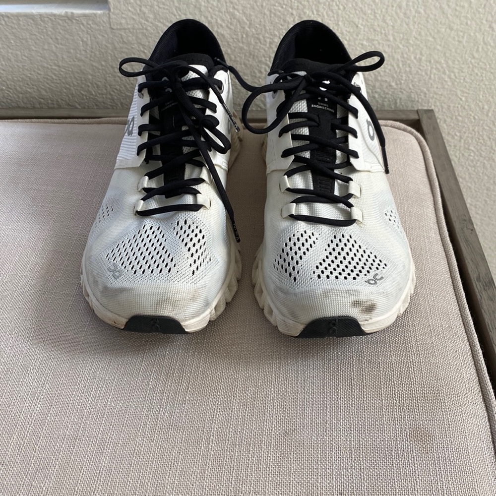 On Cloud Sneaker
